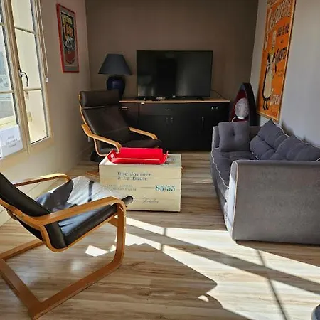 Апартаменты La Caravelle Шатлайон-Плаж